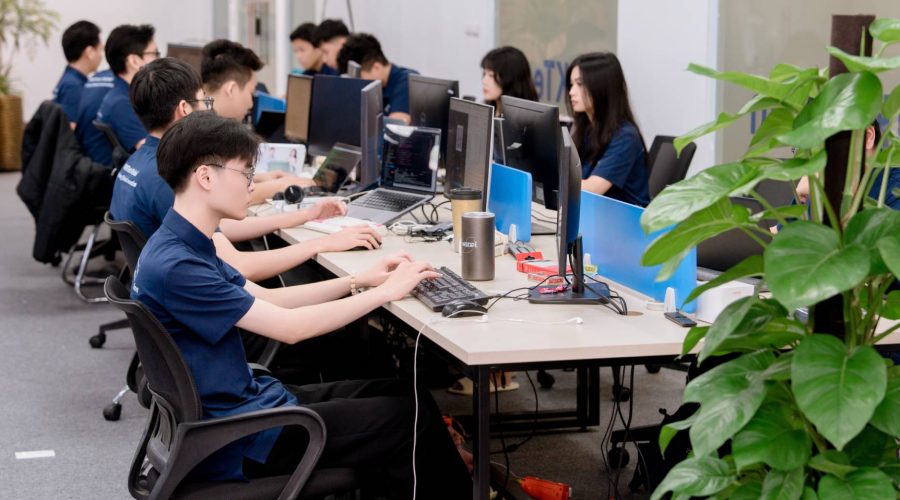 nkktech-global-image-scroll-85